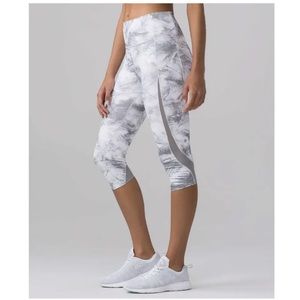 Lululemon Pace Perfect Crop 17'' Legging